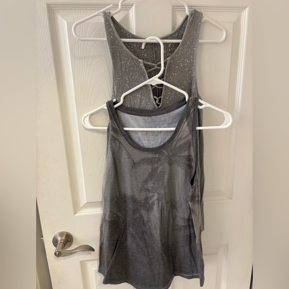 Bundle‎ of 2 American Eagle Tank tops